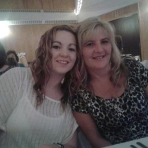 Meet your Posher, Lorrie